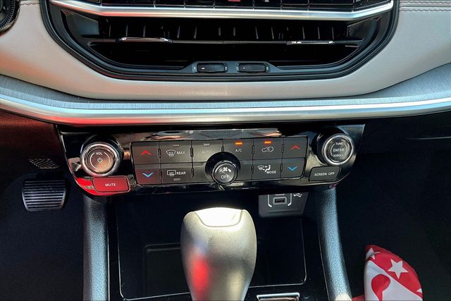 2025 Jeep Compass Limited - Photo 17