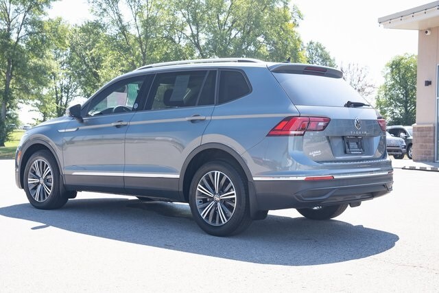 2024 Volkswagen Tiguan Wolfsburg Edition photo 4