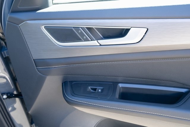 2026 Volkswagen Atlas Cross Sport SE w/Tech - Photo 44