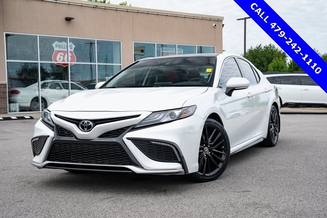 Used 2022 Toyota Camry XSE with VIN 4T1K61AK9NU713665 for sale in Fort Smith, AR