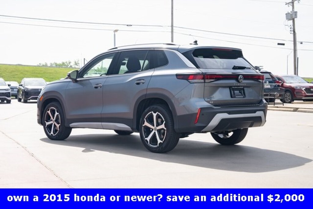 New 2025 Volkswagen Tiguan 2.0T SE SUV