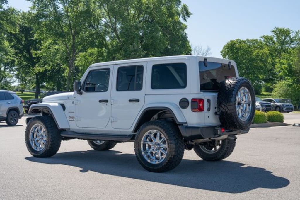 Used 2019 Jeep Wrangler Unlimited Sahara 4x4 SUV