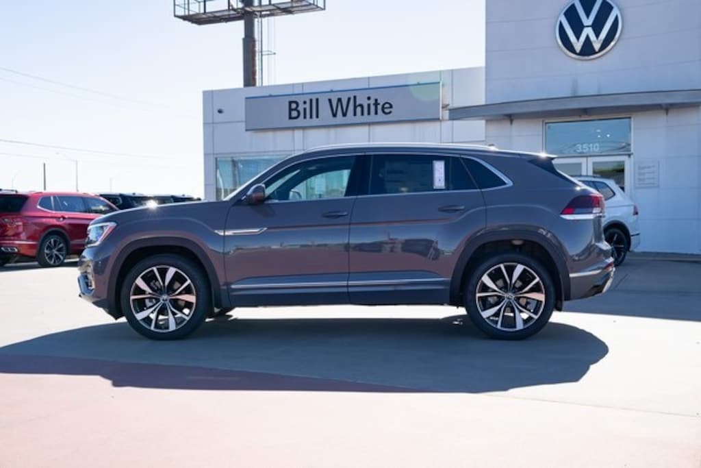 New 2026 Volkswagen Atlas Cross Sport 2.0T SEL Premium R-Line SUV