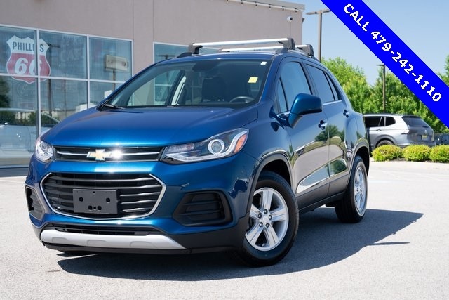 Used 2020 Chevrolet Trax LT with VIN 3GNCJLSB1LL233023 for sale in Fort Smith, AR