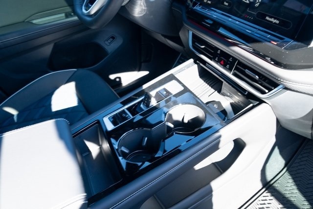 2026 Volkswagen Atlas Cross Sport SEL Premium R-LINE - Photo 42