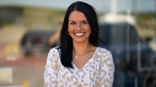 Staff member Teri Knight from ID_c29f0fa6b6f1