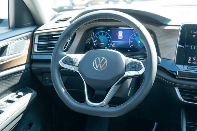 2026 Volkswagen Atlas SE w/Tech - Photo 32