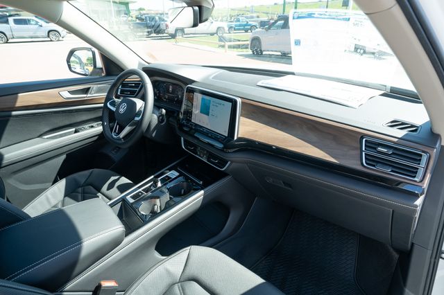 2026 Volkswagen Atlas SE w/Tech - Photo 41