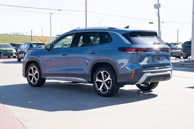 2026 Volkswagen Tiguan SE photo 4