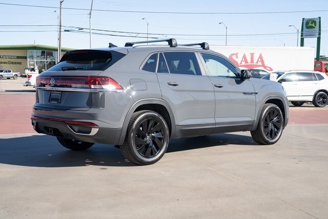 2026 Volkswagen Atlas Cross Sport SE w/Tech - Photo 6