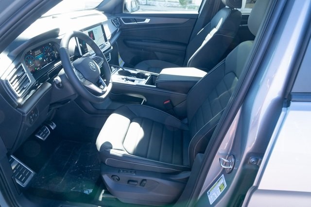 2026 Volkswagen Atlas Cross Sport SEL R-LINE - Photo 16