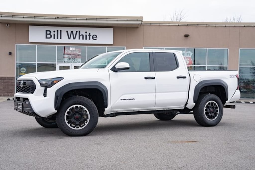 Used 2024 Toyota Tacoma Truck Double Cab