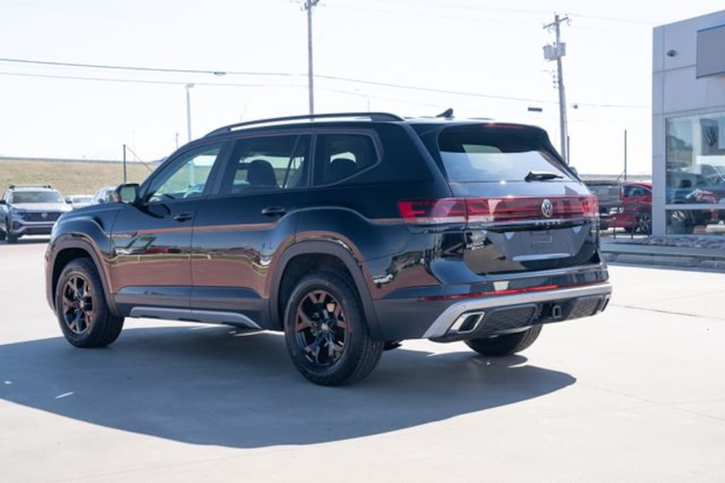 New 2026 Volkswagen Atlas 2.0T Peak Edition SUV
