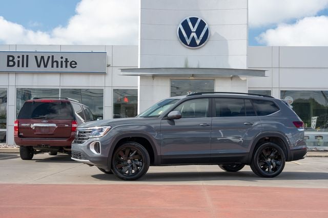 2026 Volkswagen Atlas 2.0T SE w/Tech's photo