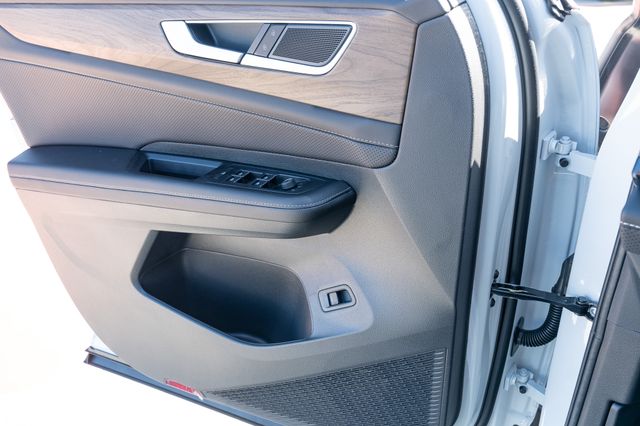 2026 Volkswagen Atlas SE w/Tech - Photo 27