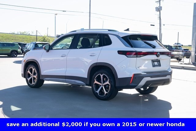 2025 Volkswagen Tiguan SE photo 3