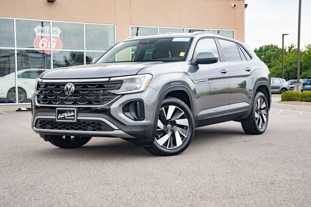 2024 Volkswagen Atlas Cross Sport SE Technology photo 2