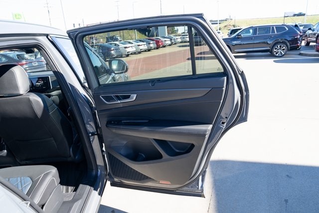 2026 Volkswagen Atlas Cross Sport SEL Premium R-LINE - Photo 14
