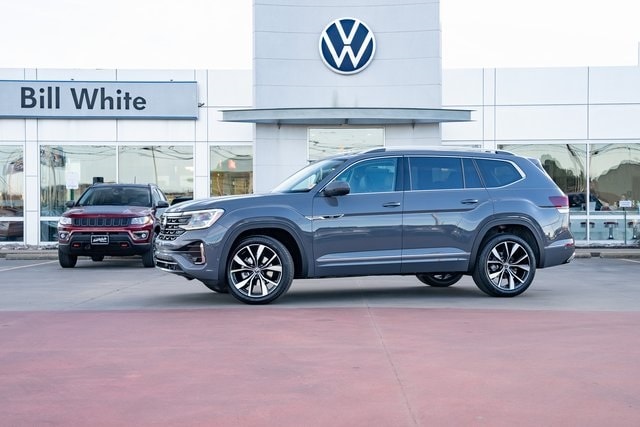 2026 Volkswagen Atlas SEL Premium R-Line's photo