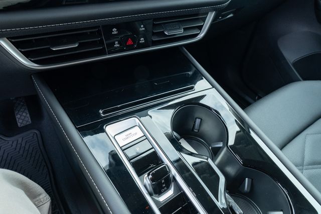 2026 Volkswagen Atlas SE w/Tech - Photo 21