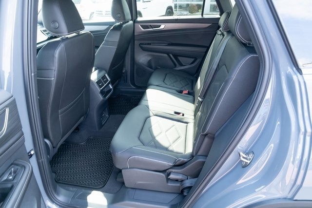 2026 Volkswagen Atlas Cross Sport SE w/Tech - Photo 32