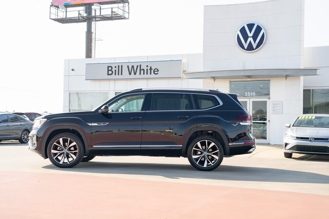 2026 Volkswagen Atlas SEL Premium R-Line photo 3