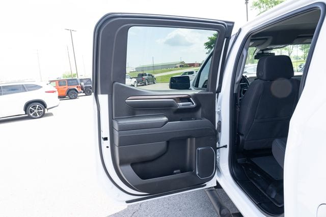 2025 Chevrolet Silverado 1500 LT Trail Boss - Photo 14