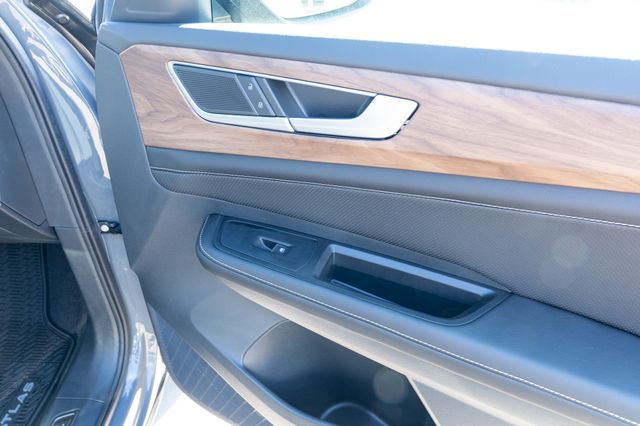 2026 Volkswagen Atlas SE w/Tech - Photo 47