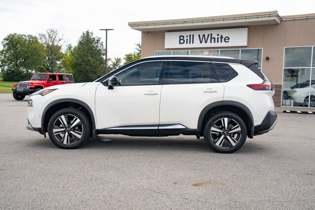 2022 Nissan Rogue Platinum photo 3