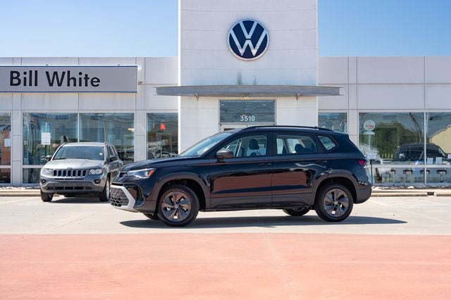 2026 Volkswagen Taos 1.5T S's photo