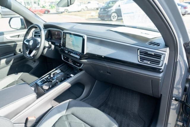 2026 Volkswagen Atlas Cross Sport SE w/Tech - Photo 42