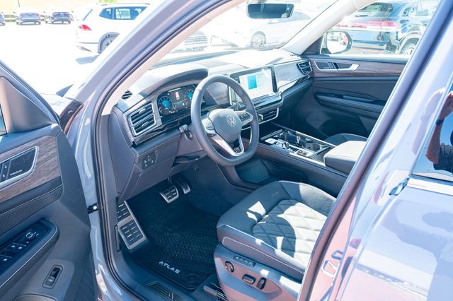 2026 Volkswagen Atlas SEL Premium R-Line - Photo 18