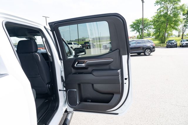 2025 Chevrolet Silverado 1500 LT Trail Boss - Photo 16