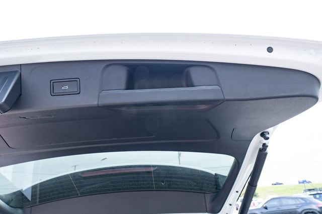 2026 Volkswagen Atlas SE w/Tech - Photo 37