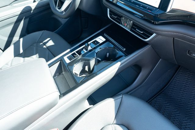 2026 Volkswagen Atlas SE w/Tech - Photo 44