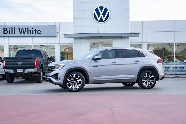 2026 Volkswagen Atlas Cross Sport SEL Premium R-LINE's photo