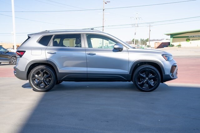 2026 Volkswagen Taos SEL - Photo 7