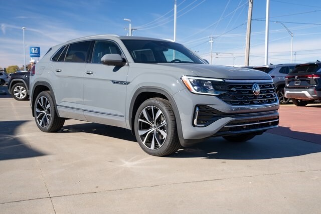 2026 Volkswagen Atlas Cross Sport SEL Premium R-LINE - Photo 8