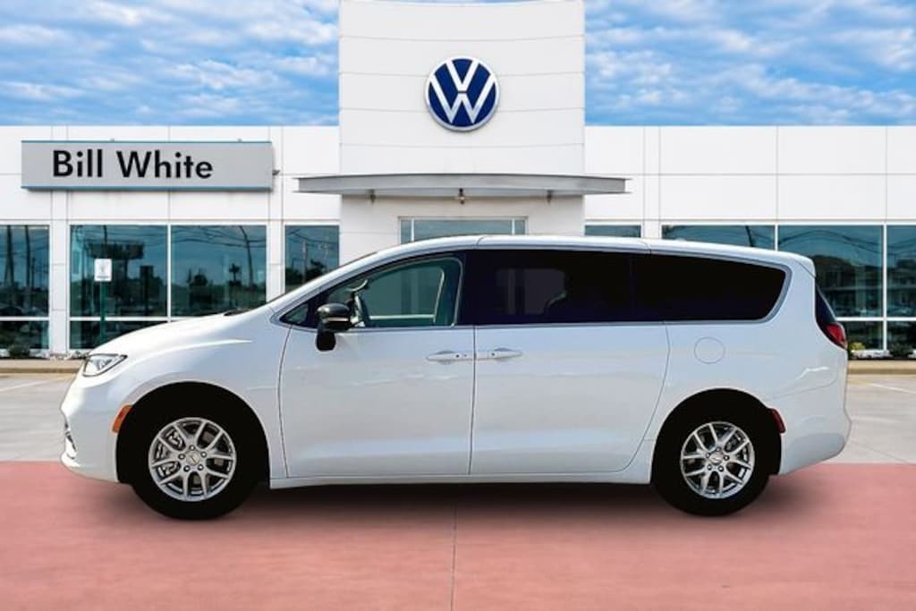 Used 2024 Chrysler Pacifica Touring L Van Passenger Van