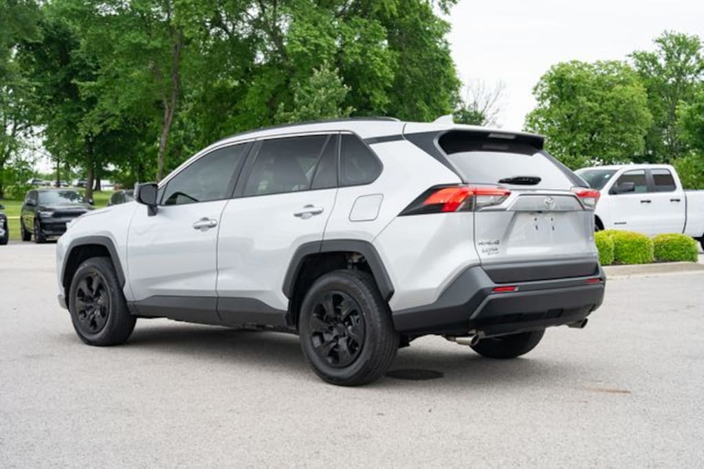 Used 2020 Toyota RAV4 LE SUV