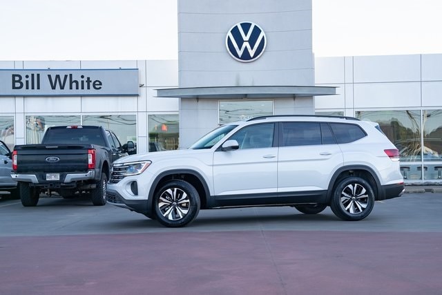 2026 Volkswagen Atlas SE's photo