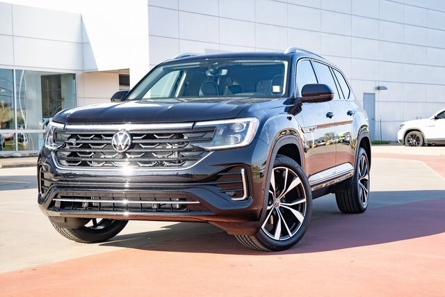 2025 Volkswagen Atlas SEL Premium R-Line photo 2