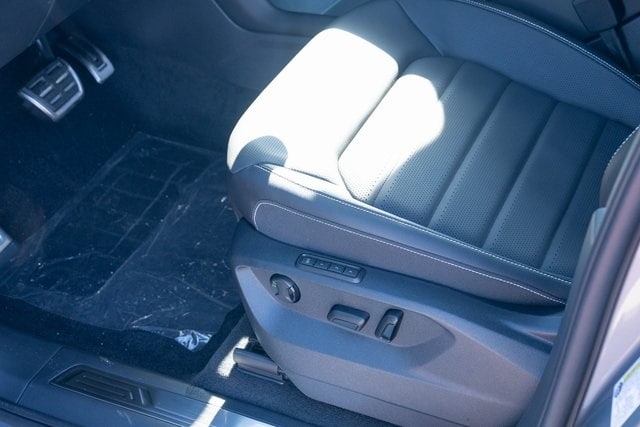 2026 Volkswagen Atlas Cross Sport SEL R-LINE - Photo 26
