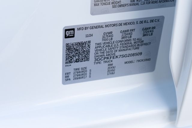 2025 Chevrolet Silverado 1500 LT Trail Boss - Photo 10