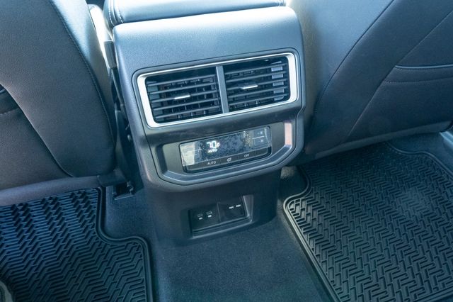 2026 Volkswagen Atlas SE w/Tech - Photo 35