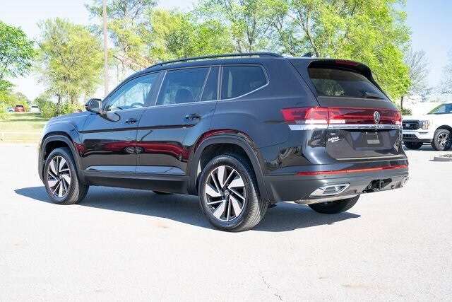 2024 Volkswagen Atlas SE Technology photo 4