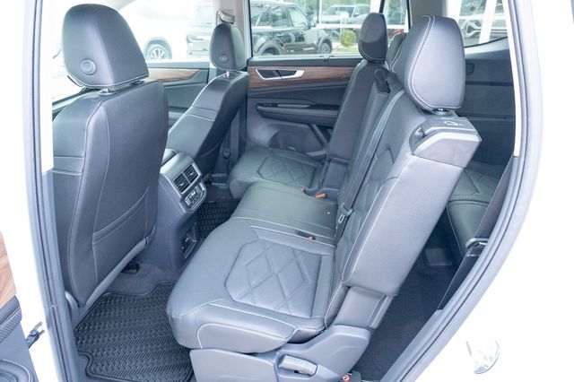 2026 Volkswagen Atlas SE w/Tech - Photo 29