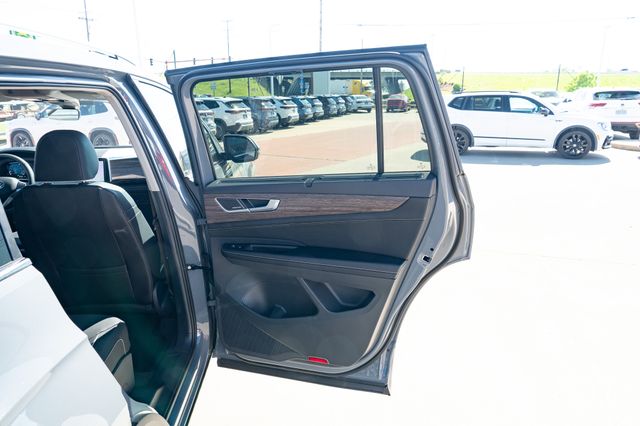 2026 Volkswagen Atlas SEL Premium R-Line - Photo 16
