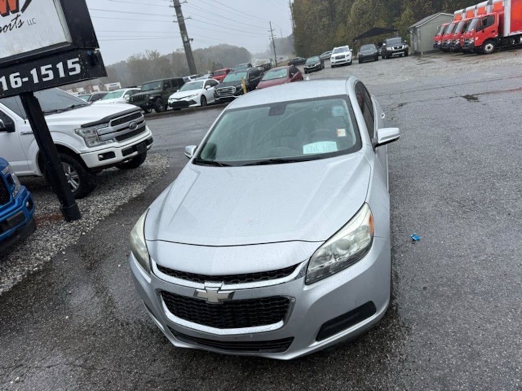 Used 2015 Chevrolet Malibu LT w/1LT Sedan