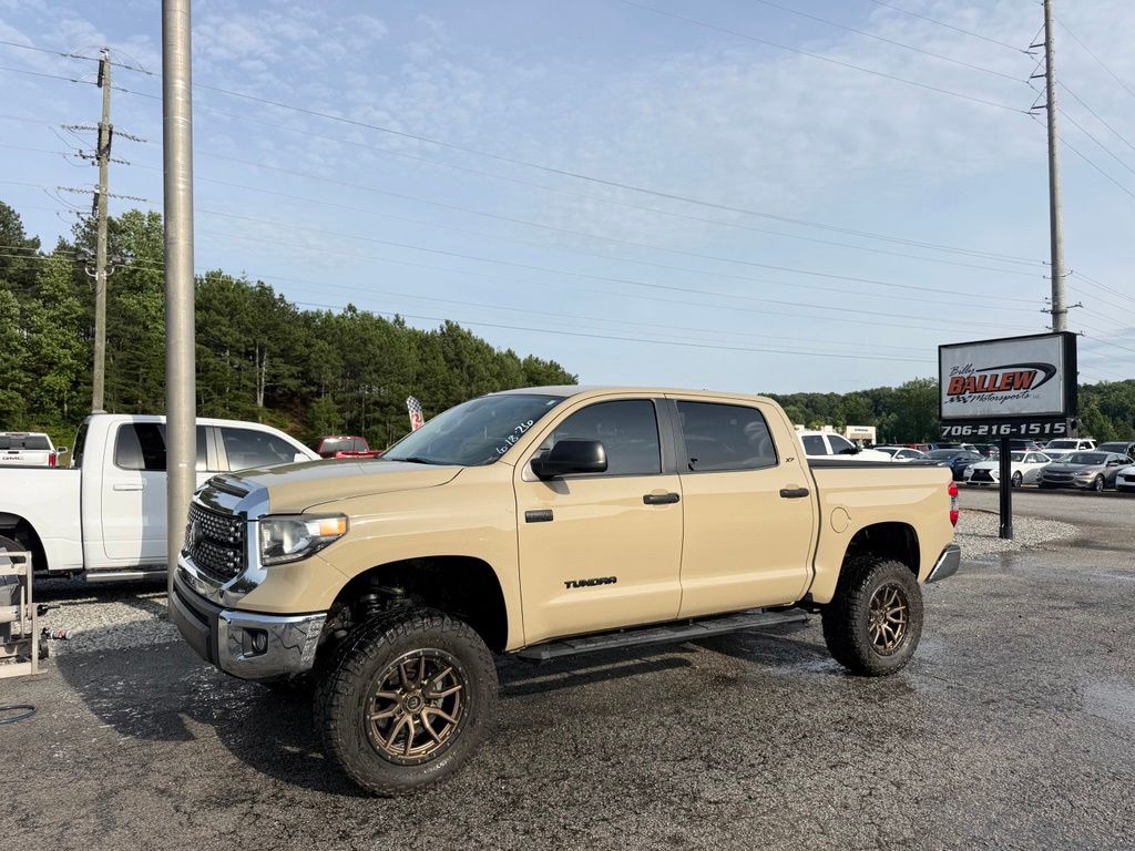 2018 Toyota Tundra SR5 5.7L 4WD FFV Crew Max Short Bed's photo